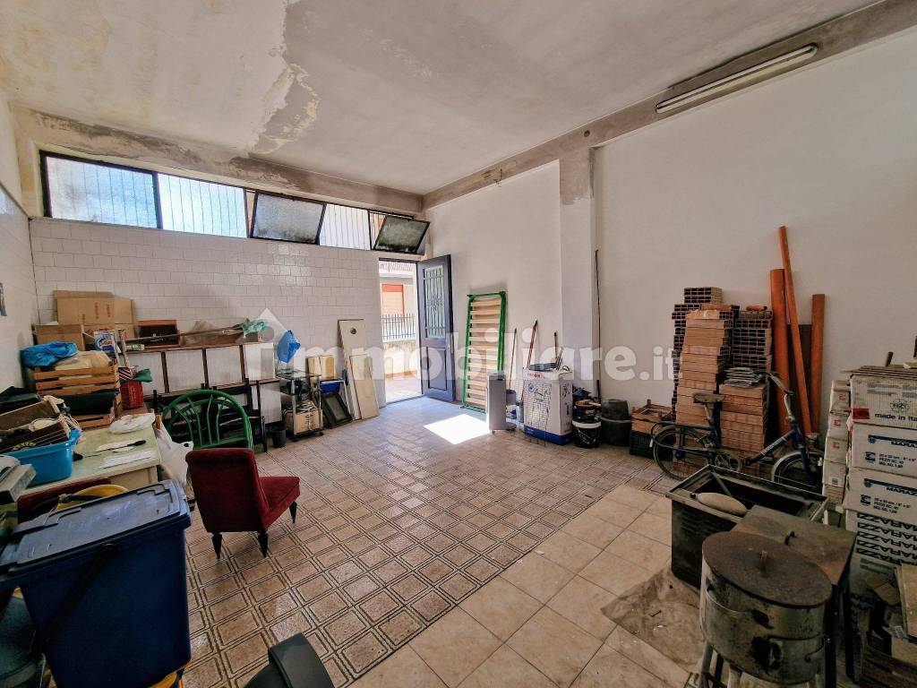 Deposito piano terra