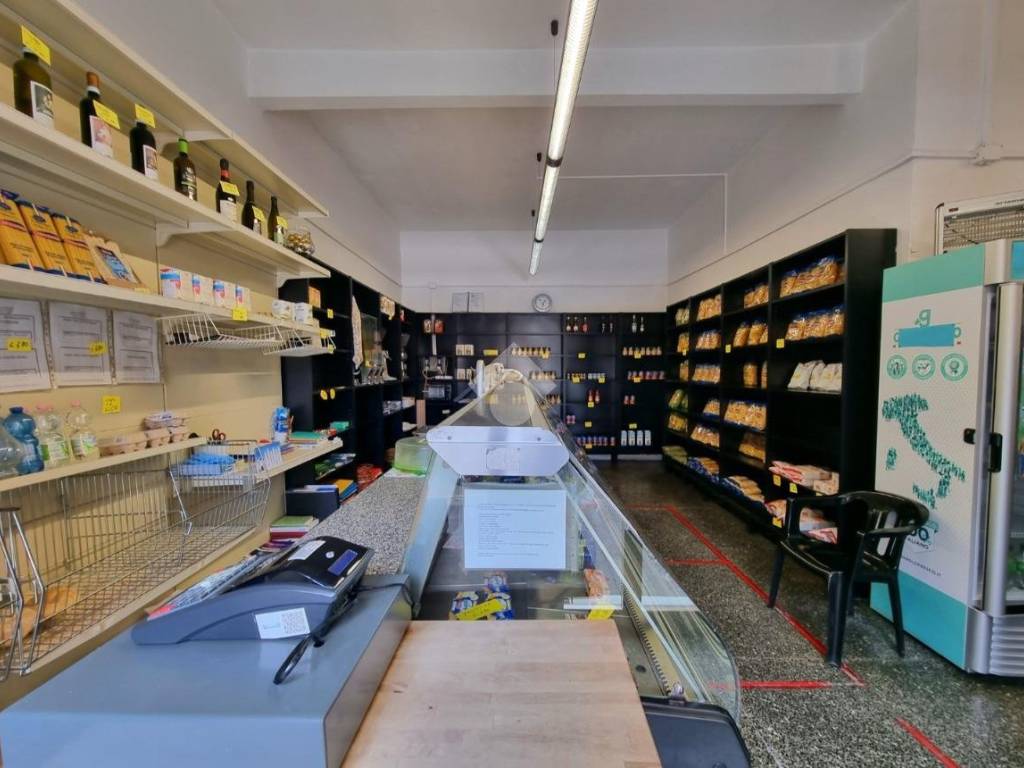 Locale commerciale via Coronata, Genova, Rif. 113131591 Immobiliare.it