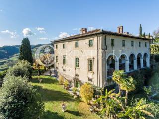 Villa storica con piscina e parco - Lucca (61).jpg