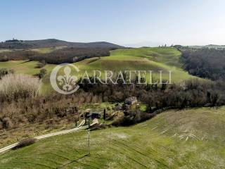 Pittoresco casale in pietra a Castelmuzio, Val d'O