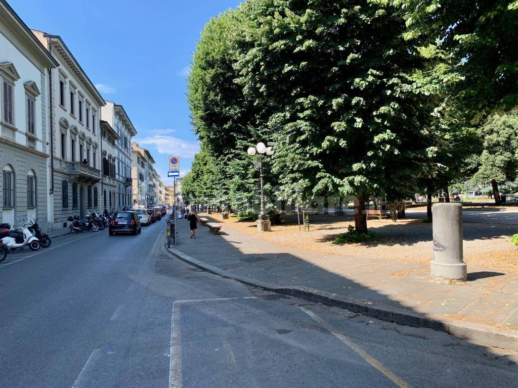 Piazza Indipendenza centro Firenze