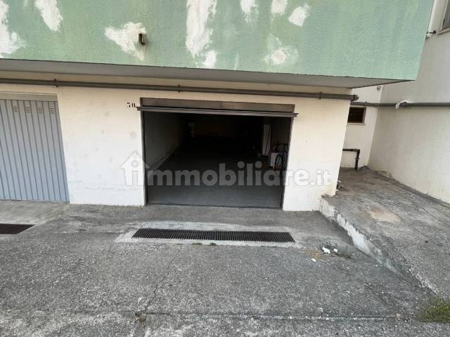 DILEOIMMOBILIARE VENDE APPARTAMENTO CON GARAGE A S