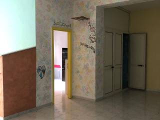 LOCALE