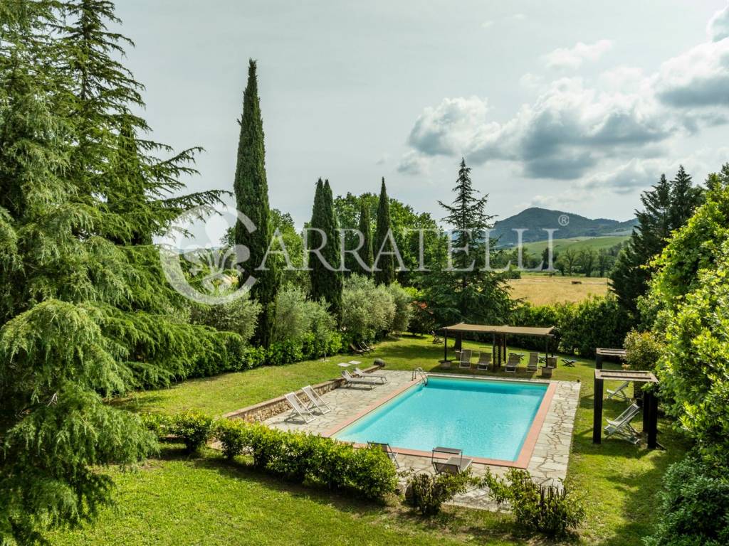 Volterra casale con dependance piscina e terreno