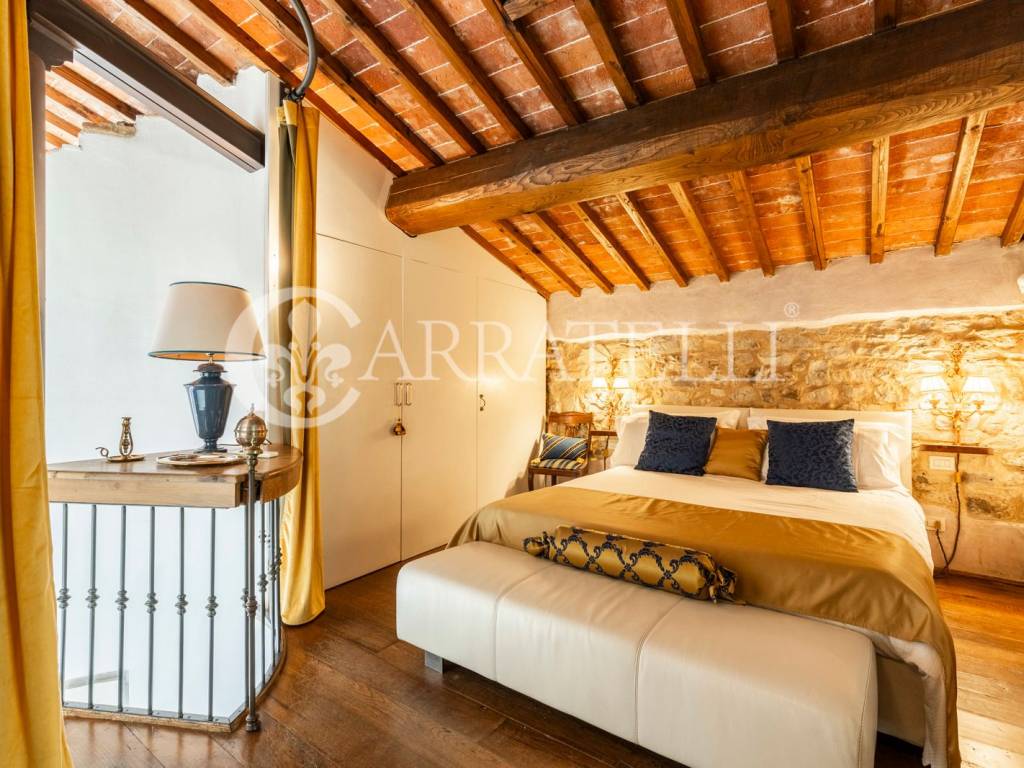 Tenuta di charme panoramica in collina a Firenze