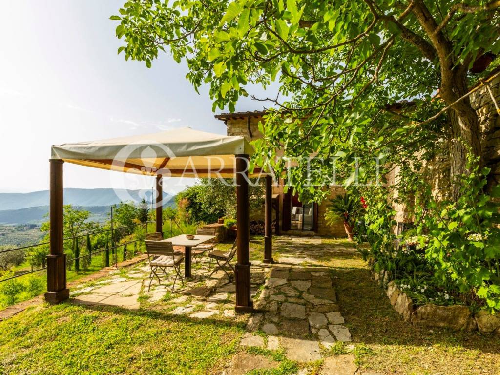 Tenuta di charme panoramica in collina a Firenze