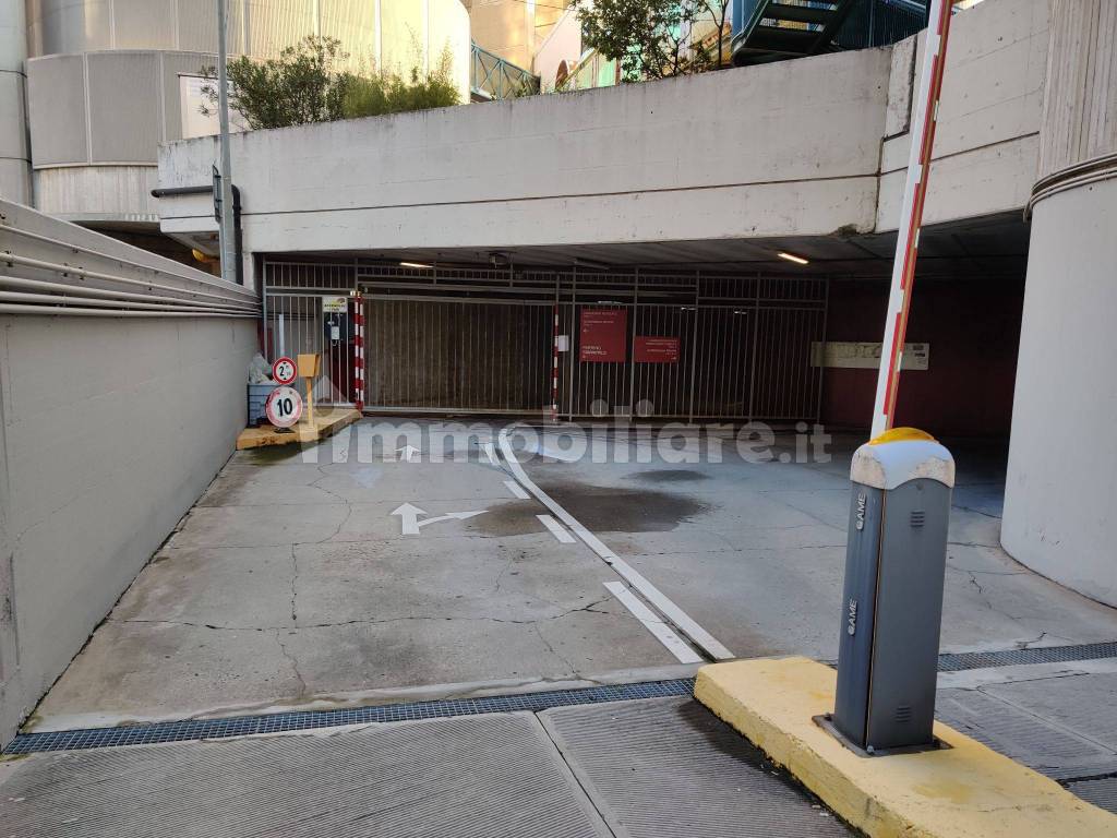 Posto Auto Moto Corte Dei Lambruschini 2 Genova Rif 113314247 posto-auto-moto-corte-dei-lambruschini-2-genova-rif-113314247