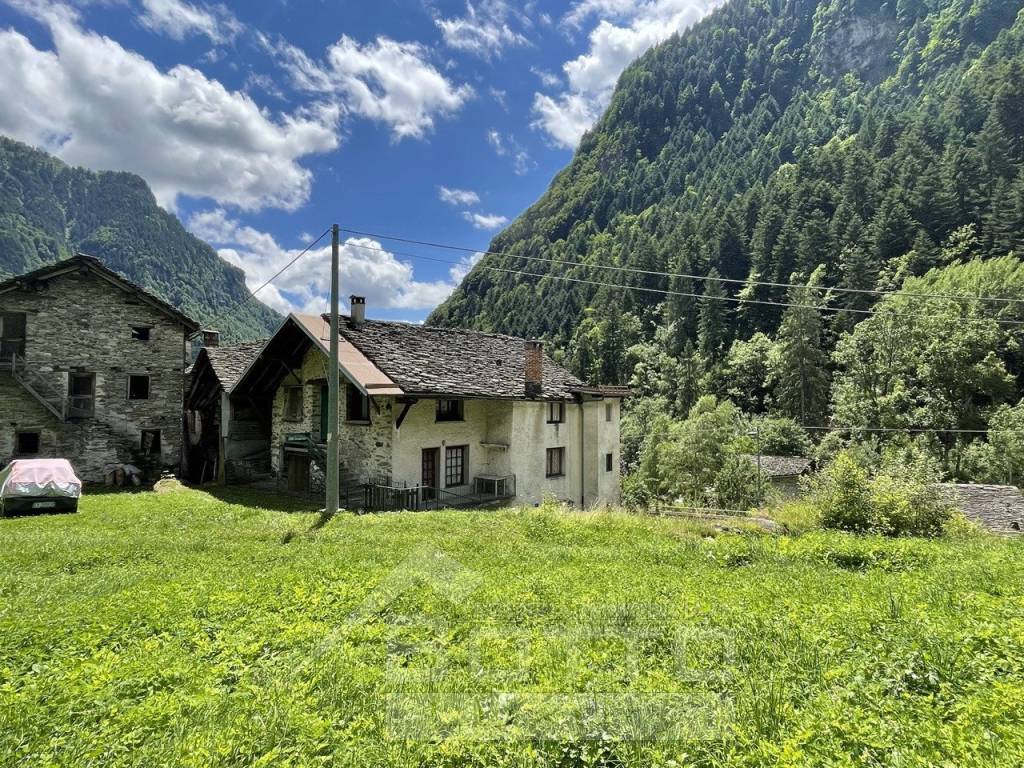 Terreno edificabile frazione casacce, mollia