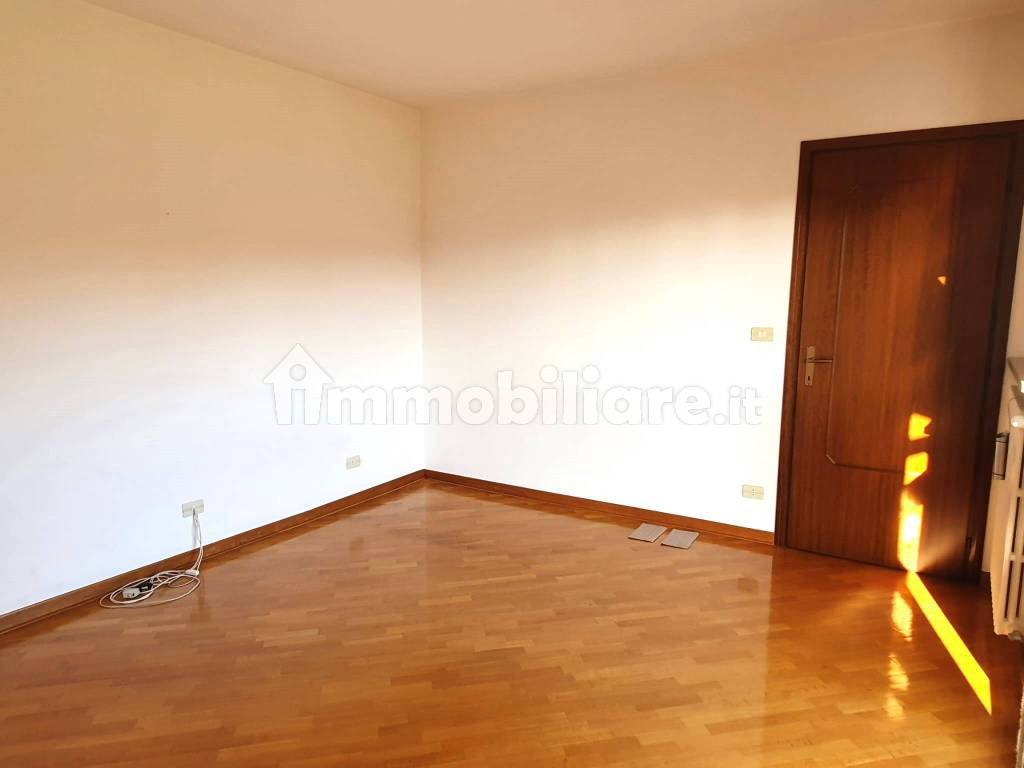 Stanza non arredata