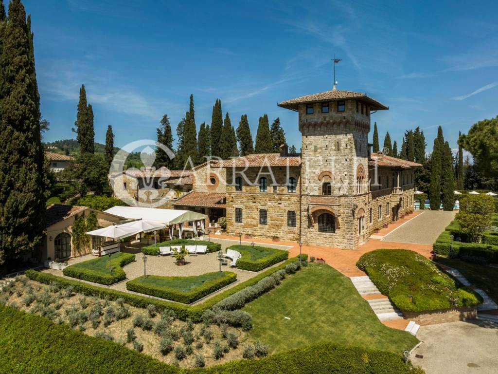 Villa storica con Relais di lusso a San Gimignano