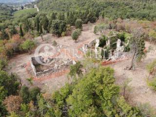 Panoramico casale con terreno a San Casciano