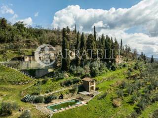 Borgo panoramico con piscina a Loro Ciuffenna