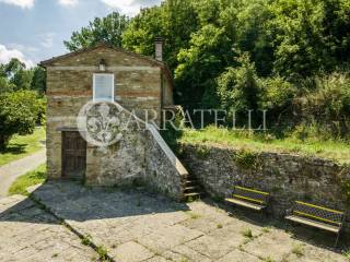 Borgo co azienda agricola a Barberino di Mugello