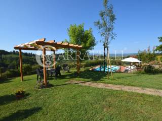 Delizioso casale con piscina nel cuore del Chianti