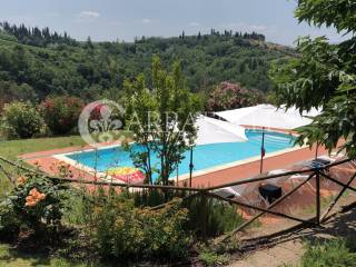 Delizioso casale con piscina nel cuore del Chianti