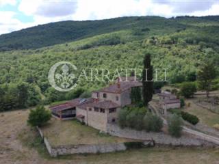 Radda in Chianti meraviglioso borgo con piscina