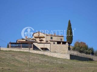 Radda in Chianti meraviglioso borgo con piscina