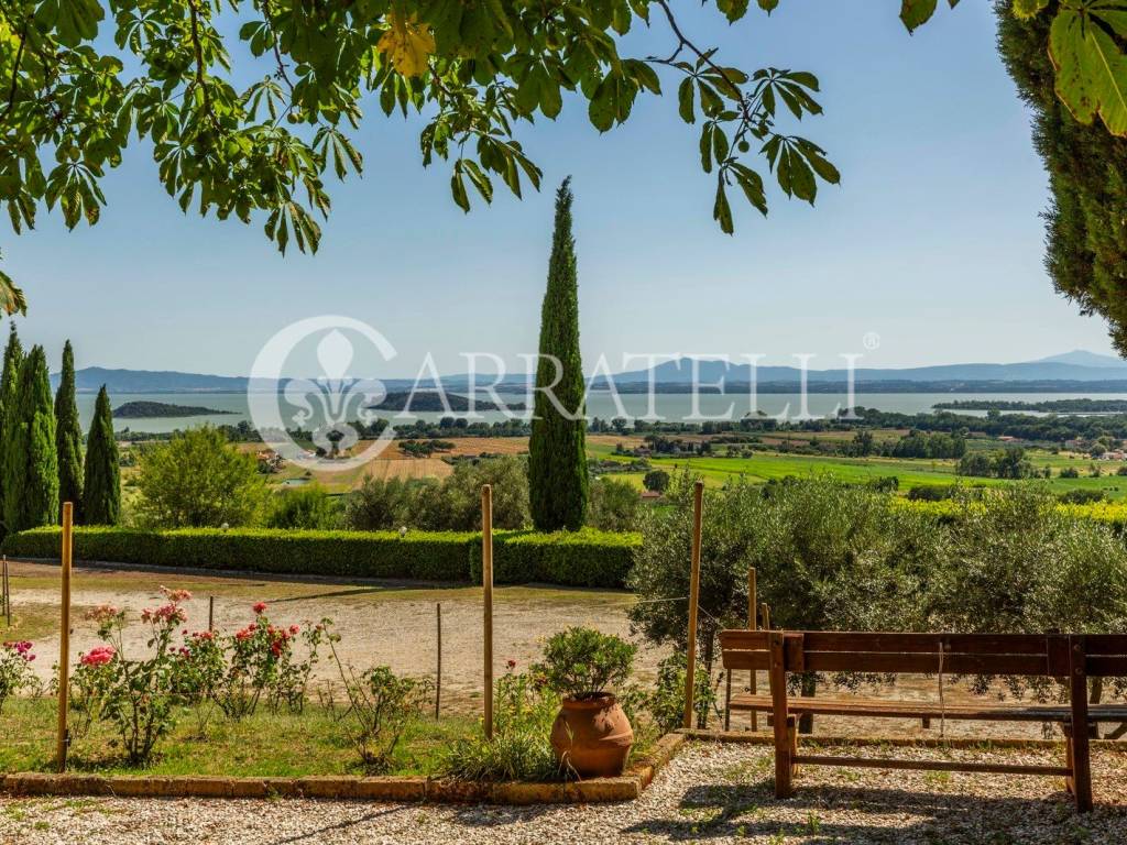 Lago Trasimeno Relais con piscina