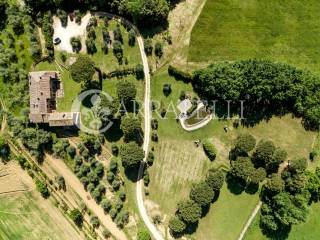Casale in Mattoni a Siena con Piscina e Terreno, T