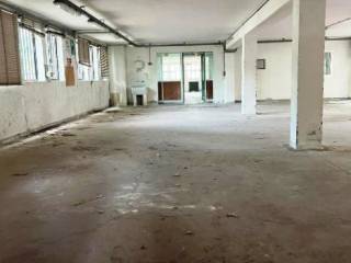 INTERNO