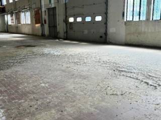 INTERNO