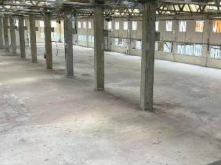 INTERNO