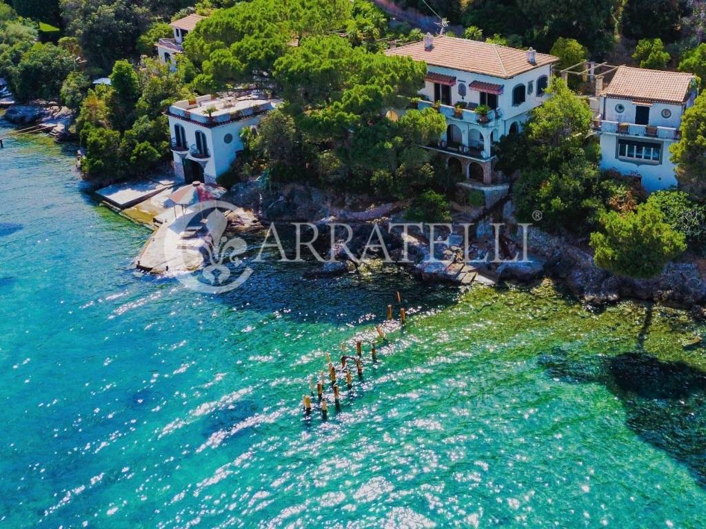 Villa unifamiliare via ss. trinità 14, porto santo stefano, monte argentario