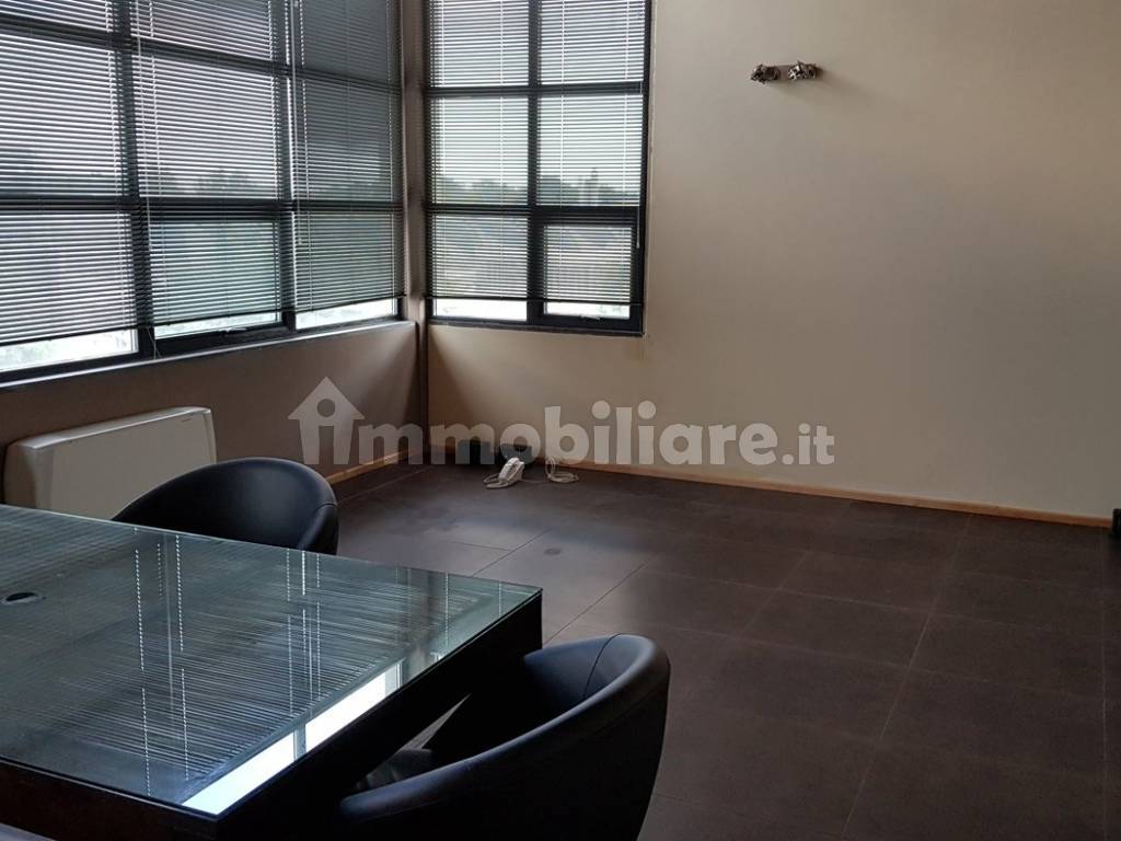 ufficio Volturno 10 Rozzano