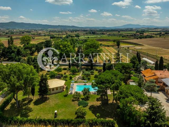 Lago Trasimeno residence con villa e piscina