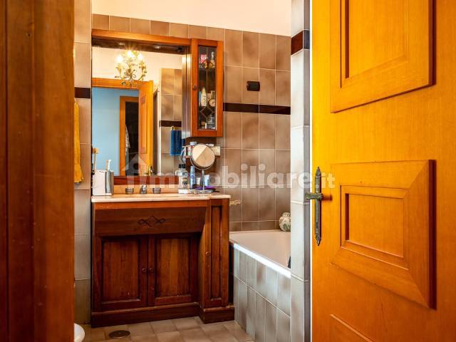 bagno en suite camera padronale