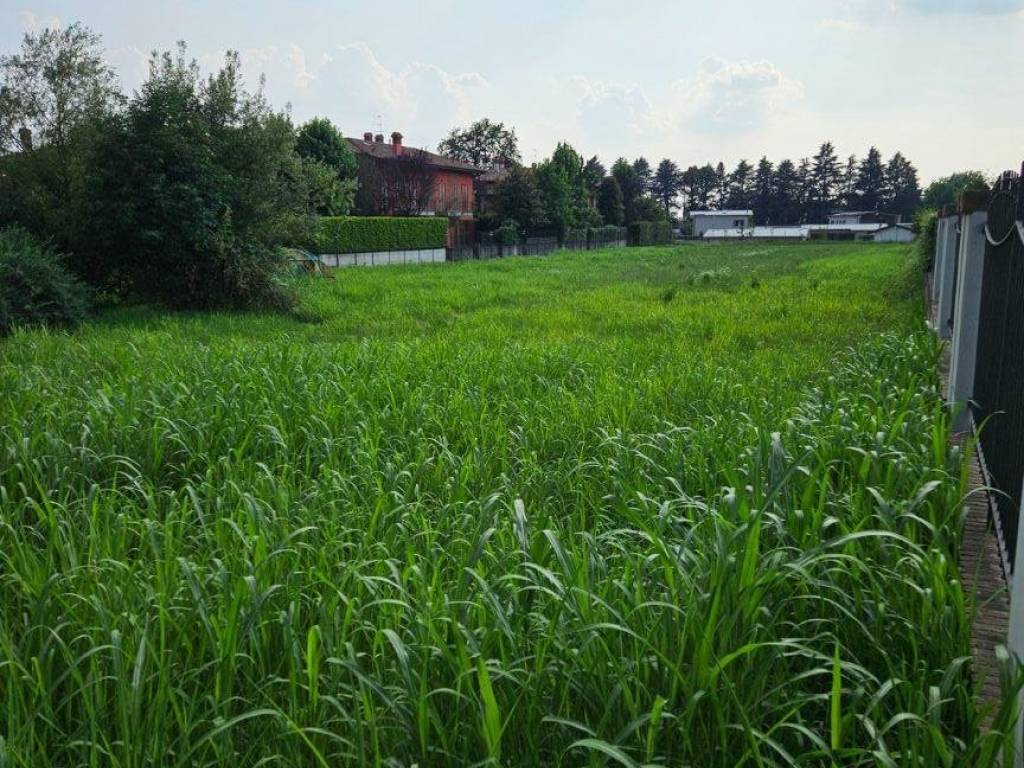 Terreno edificabile via caduti di nassirya, giussano