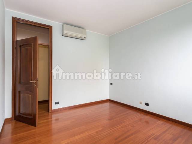 Bellusco Palazzina con 2 appartamenti