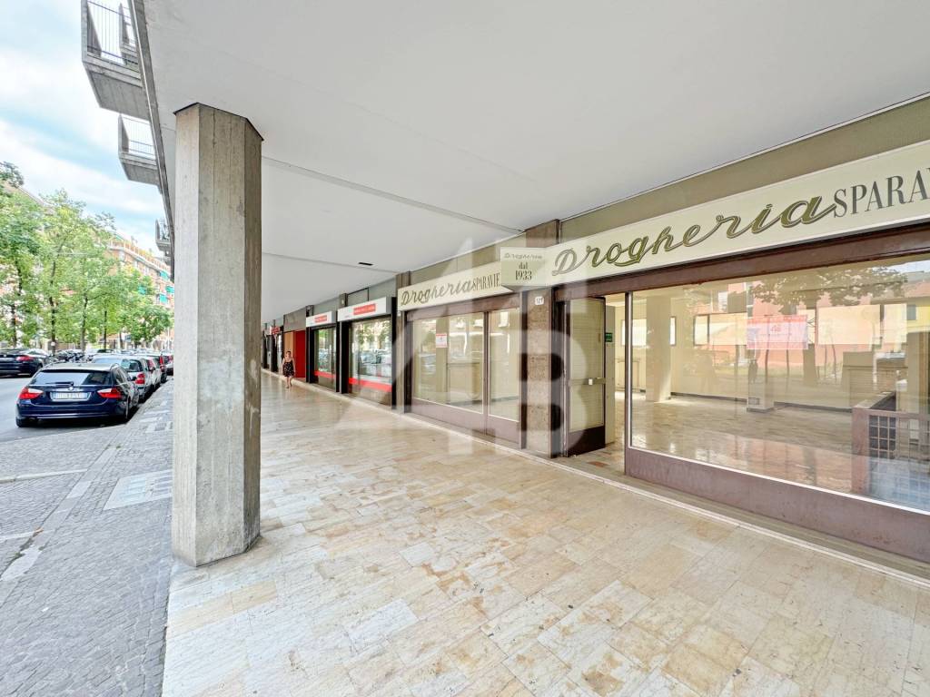 Locale commerciale viale ungheria 121, viale ungheria, udine