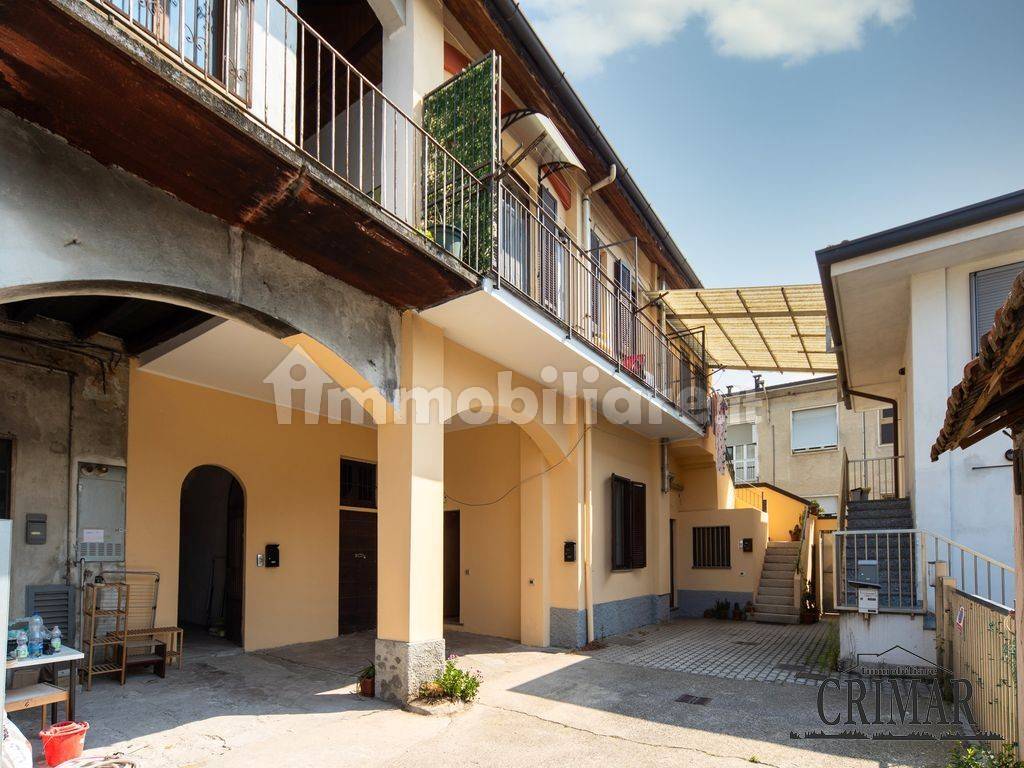Vendita Appartamento Muggiò. Quadrilocale in via Alfonso Casati 43. Buono  stato, piano terra, riscaldamento autonomo, rif. 113387931
