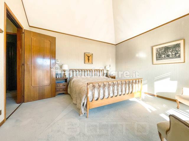 casa vendita borgomanero letto