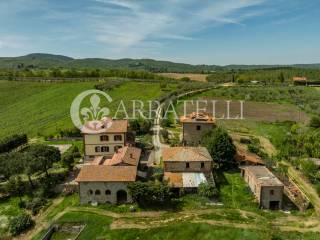 Agriturismo con piscina a Torrita di Siena