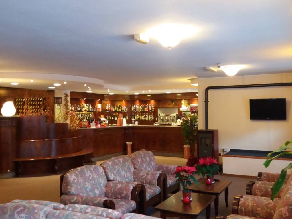 Interno Hall_Bar.jpg