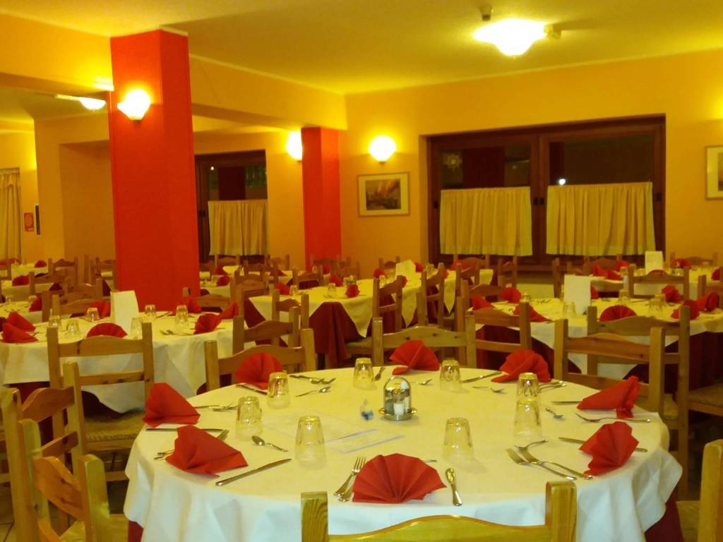 Sala Ristorante 5.jpg