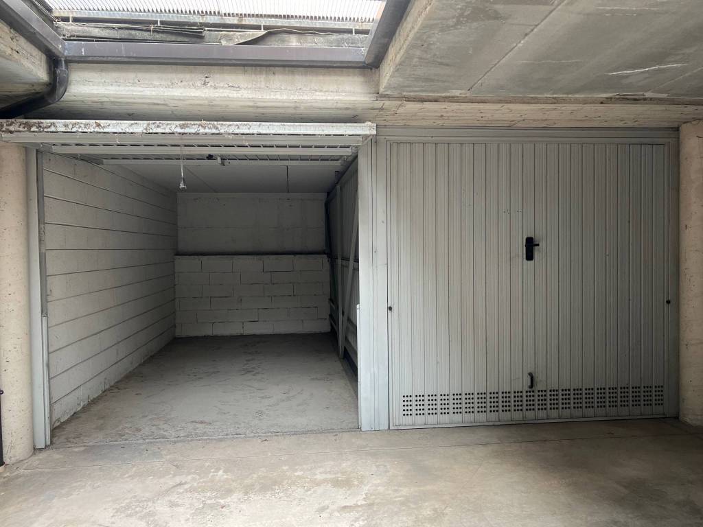 Garage - box via armando diaz 30, solferino - diaz, brescia