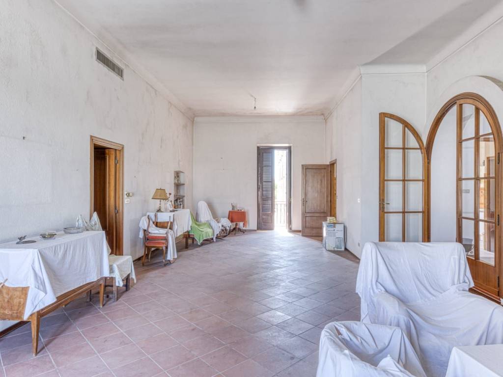 Salone