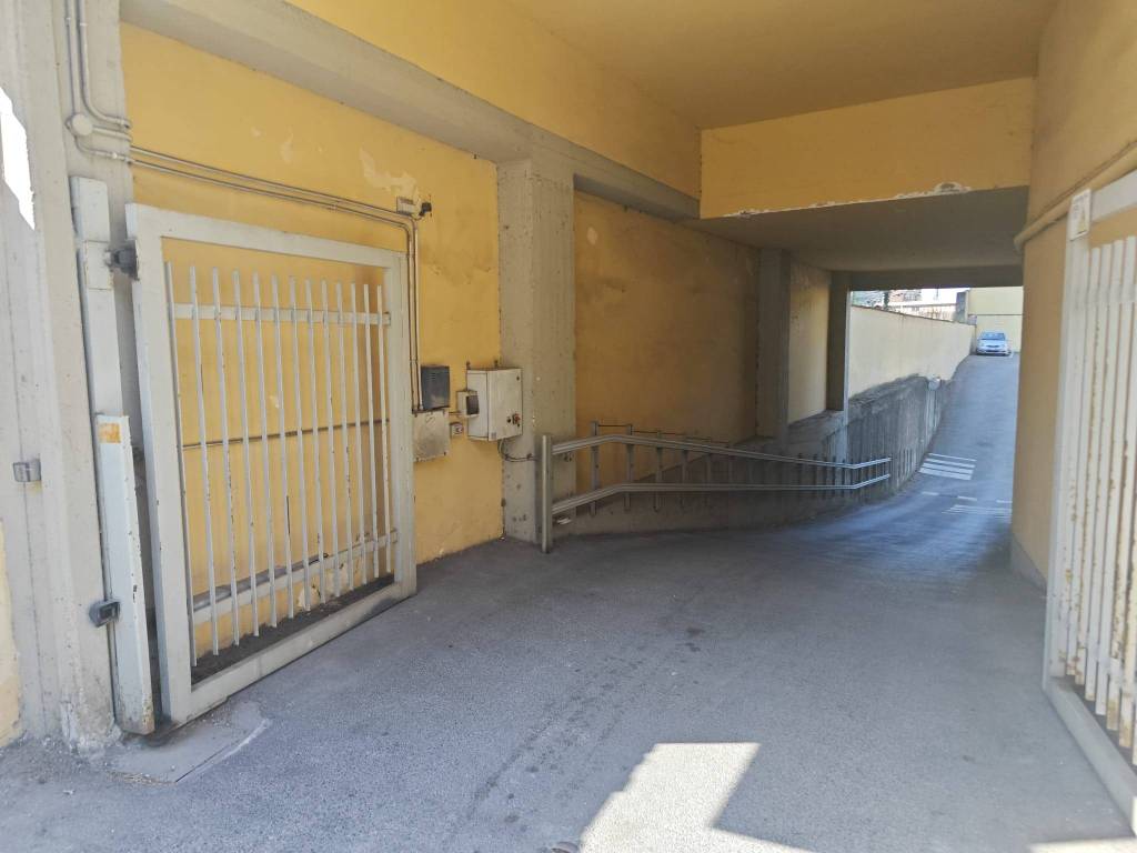 Garage - box via reginaldo giuliani 135, careggi - rifredi - dalmazia, firenze