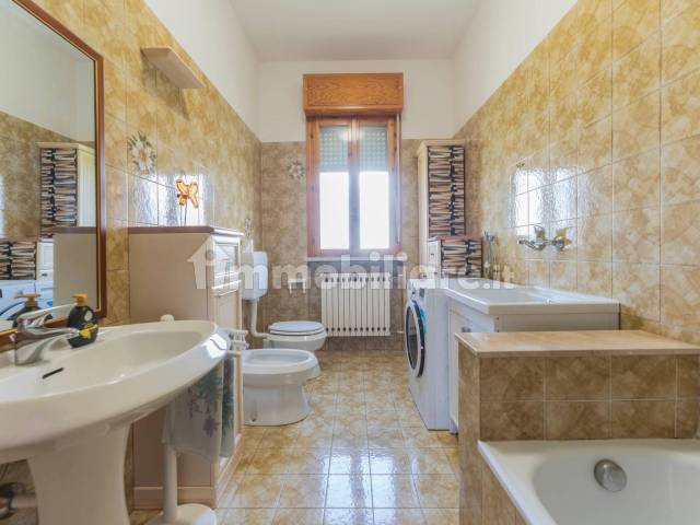 bagno primo piano