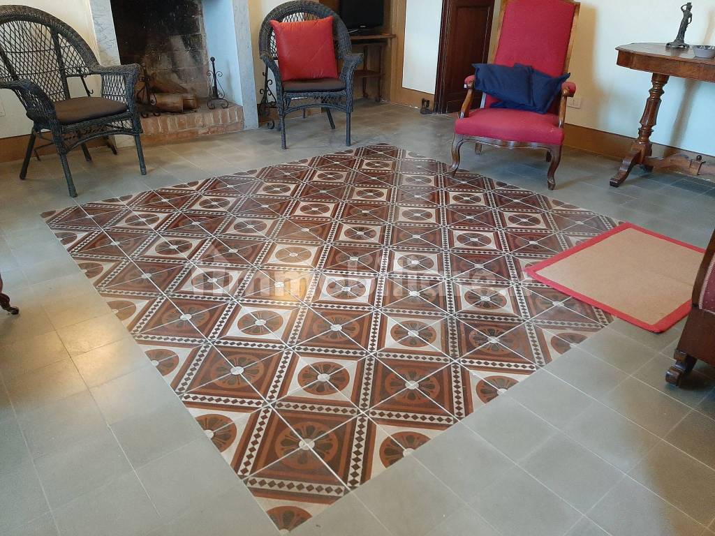 SALA