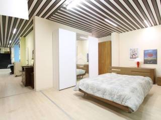 MAGAZZINO ATTUALMENTE SHOW ROOM DI MOBILI
