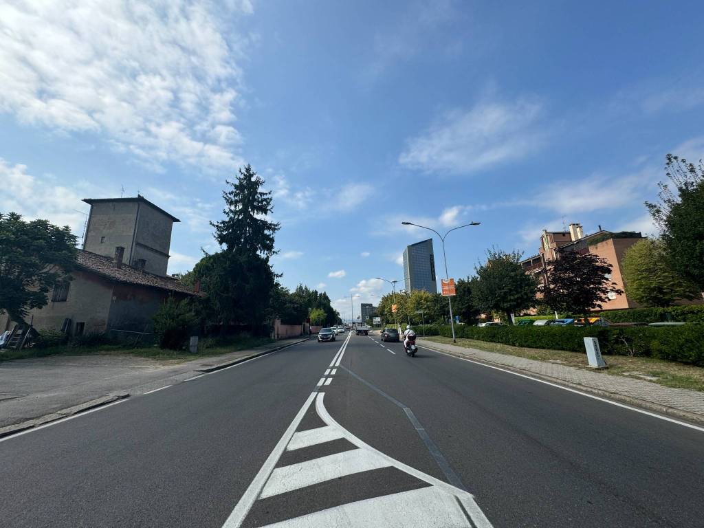 Capannone via del carrozzaio, san vitale - roveri, bologna