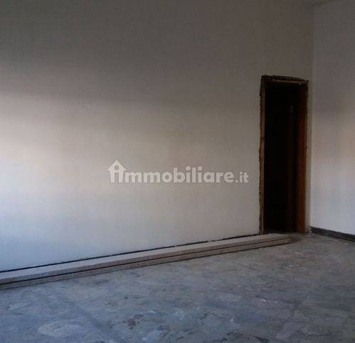 Stanza non arredata