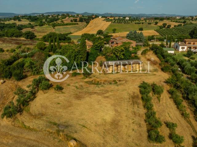 Porzione di casale da ristrutturare