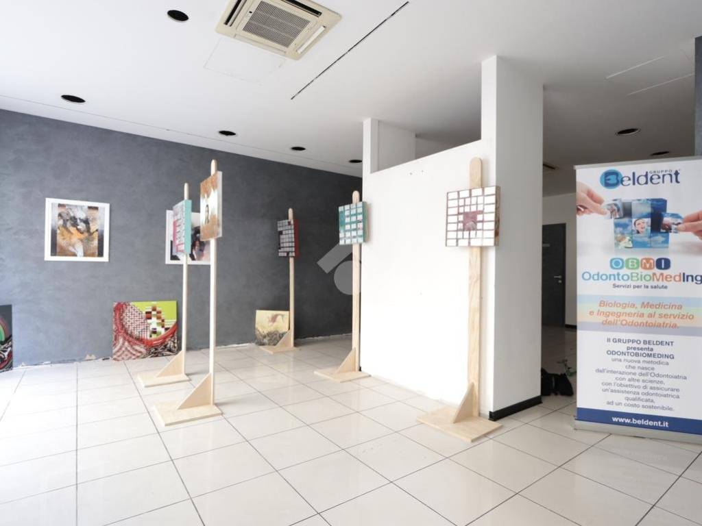 Locale commerciale via dante alighieri 83, piazza della libertà, alessandria