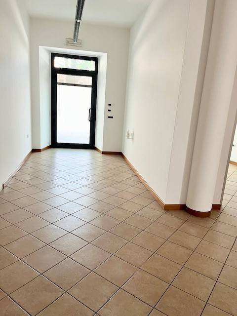 Ufficio - studio via francesco crispi 55, duomo - aquileia, udine