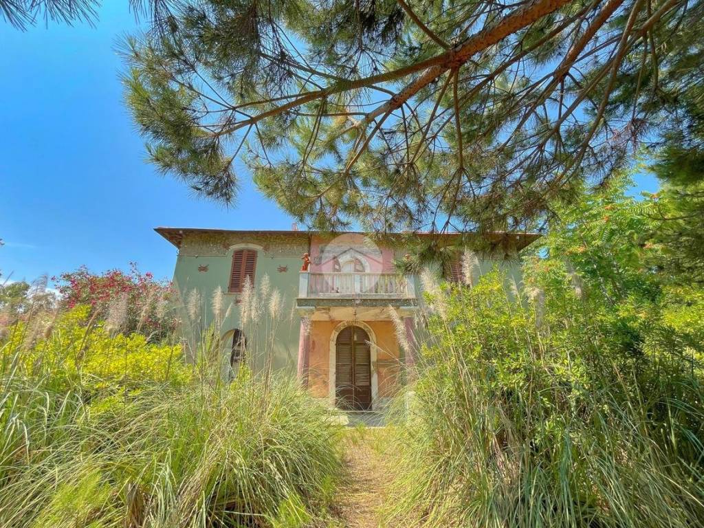 vendita-villa-unifamiliare-in-localita-cologna-spiaggia-roseto-degli